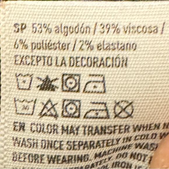 American Eagle black distressed low rise jeggings pants size 8
 b37 - Picture 3 of 5